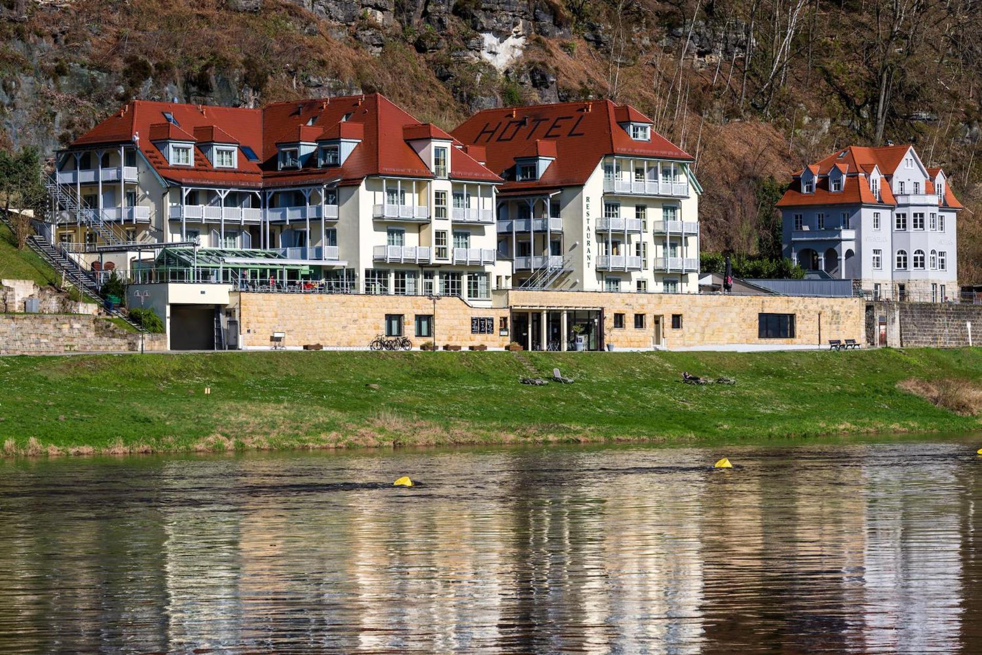 Steiger Hotel Elbschlosschen Rathen Extérieur photo